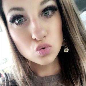 Meet your Posher, Ashlee